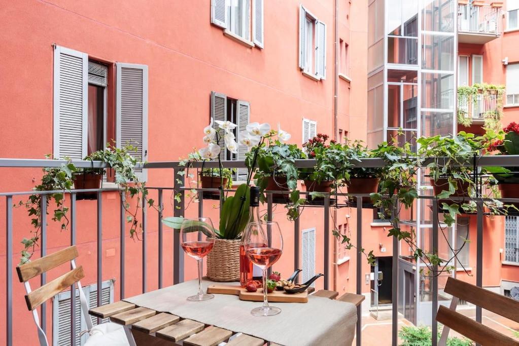 Apartmán New Jungle & Charming Flat - Zona De Angeli Milán Exteriér fotografie